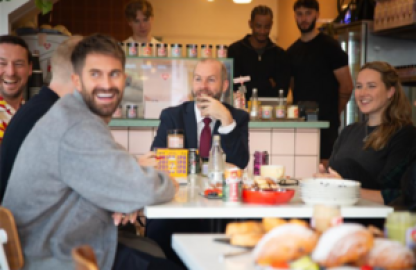 S300 Small biz summit PR image resize